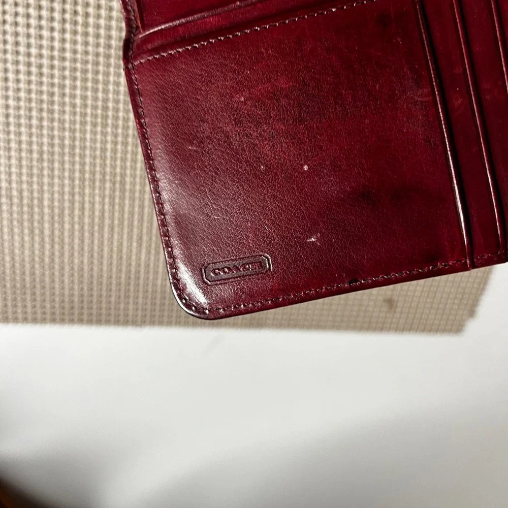 Vintage Coach Mahogany Leather Kiss Lock Bifold Wallet Dark Red Mahogany